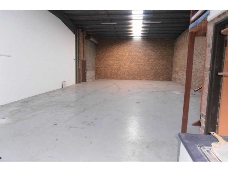 6/8 Pembury Road, Minto NSW 2566