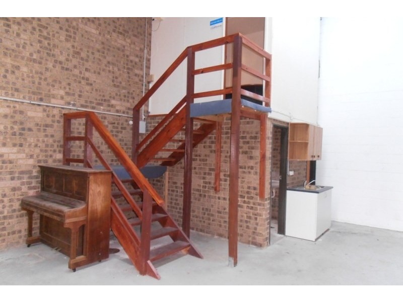 6/8 Pembury Road, Minto NSW 2566