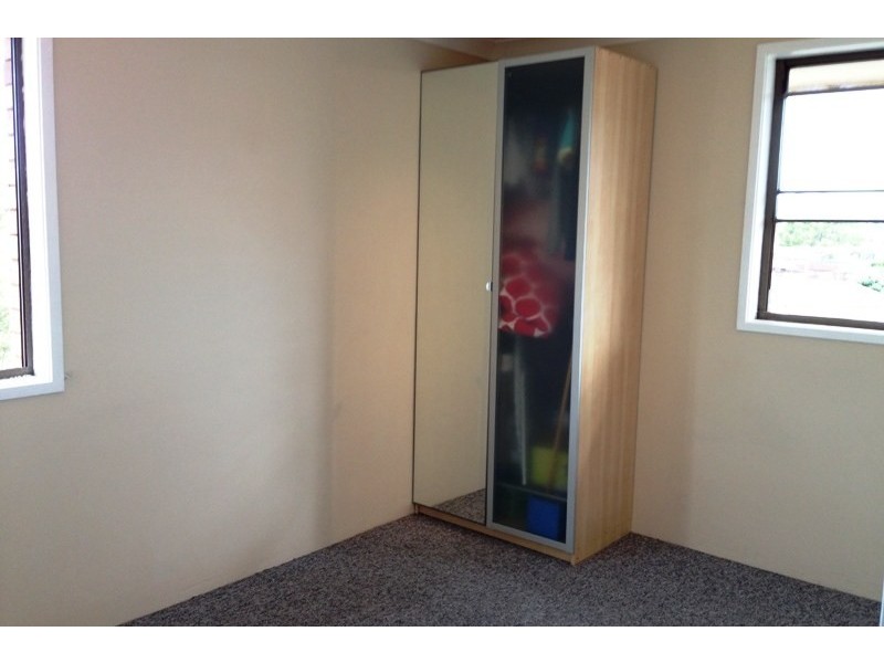 6/2 Stafford Street, Minto NSW 2566