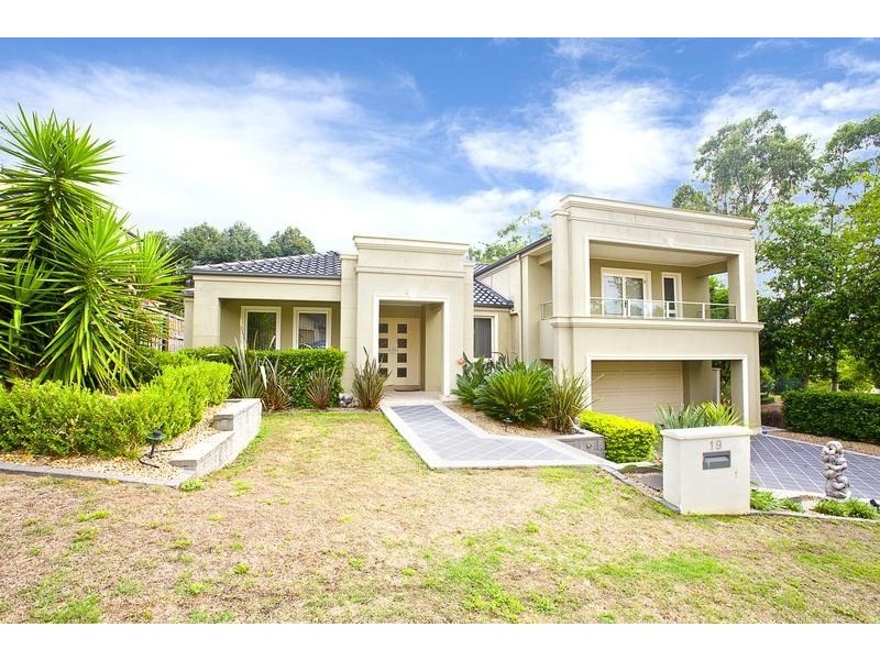 19 Lord Castlereagh Circuit, Macquarie Links NSW 2565