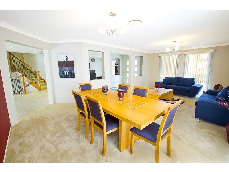 19 Lord Castlereagh Circuit, Macquarie Links NSW 2565