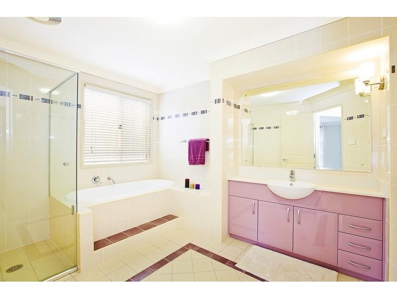 19 Lord Castlereagh Circuit, Macquarie Links NSW 2565