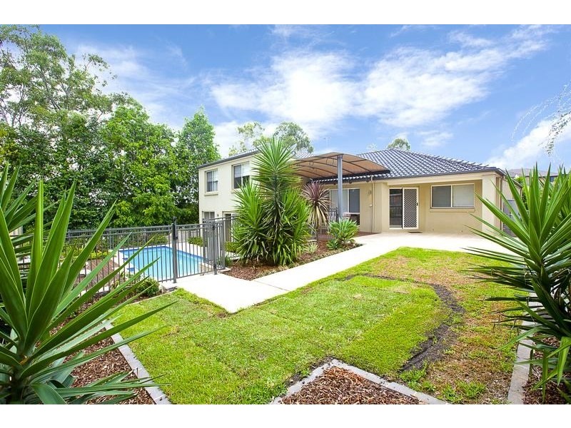 19 Lord Castlereagh Circuit, Macquarie Links NSW 2565