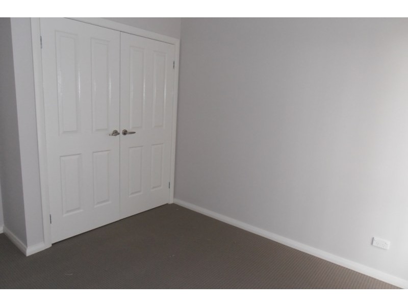 28 Mortimer Street, Minto NSW 2566