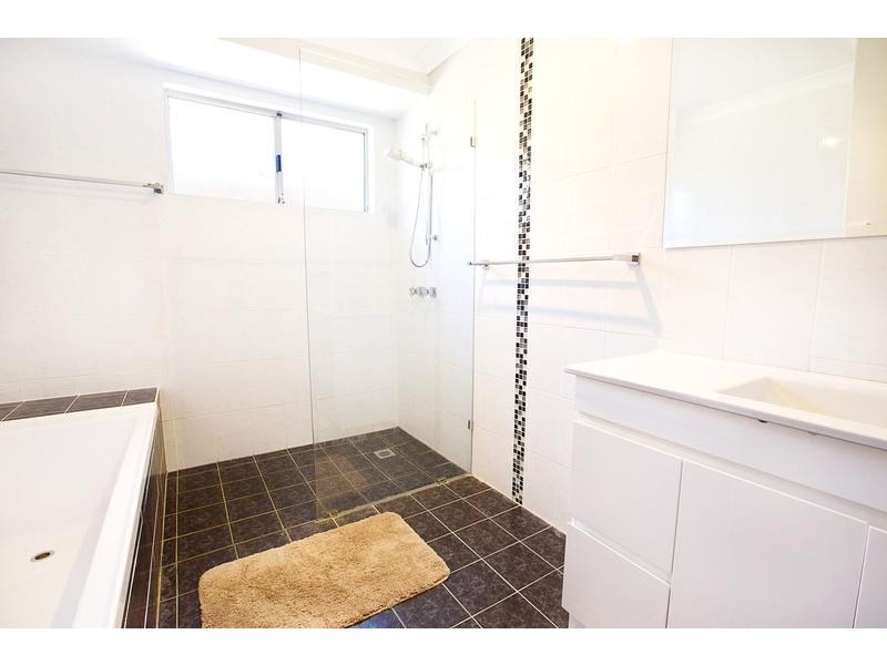 17 McInnes Place, Ingleburn NSW 2565