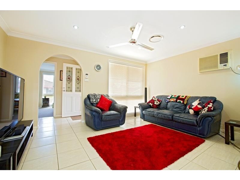 8/6 Allard Place, Ingleburn NSW 2565