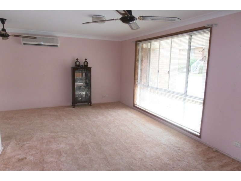 8/19 Lagonda Drive, Ingleburn NSW 2565