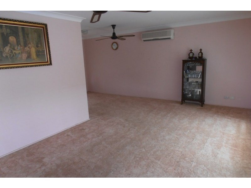 8/19 Lagonda Drive, Ingleburn NSW 2565