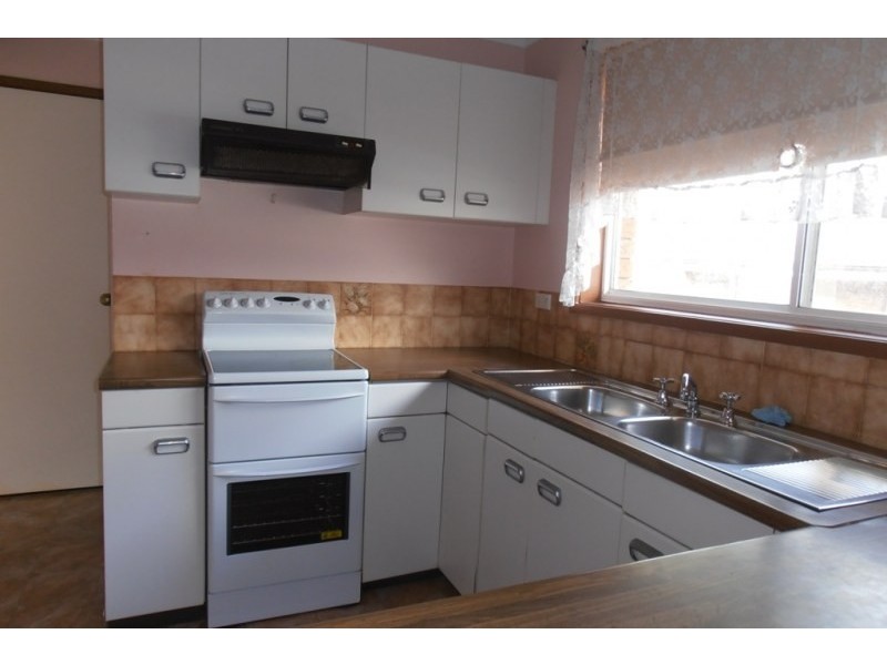 8/19 Lagonda Drive, Ingleburn NSW 2565