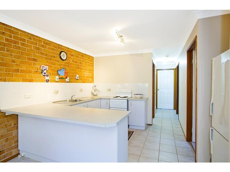 2/60 Fenton Crescent, Minto NSW 2566
