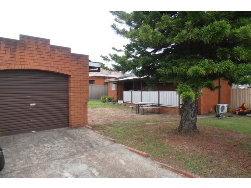 51 First Avenue, Macquarie Fields NSW 2564