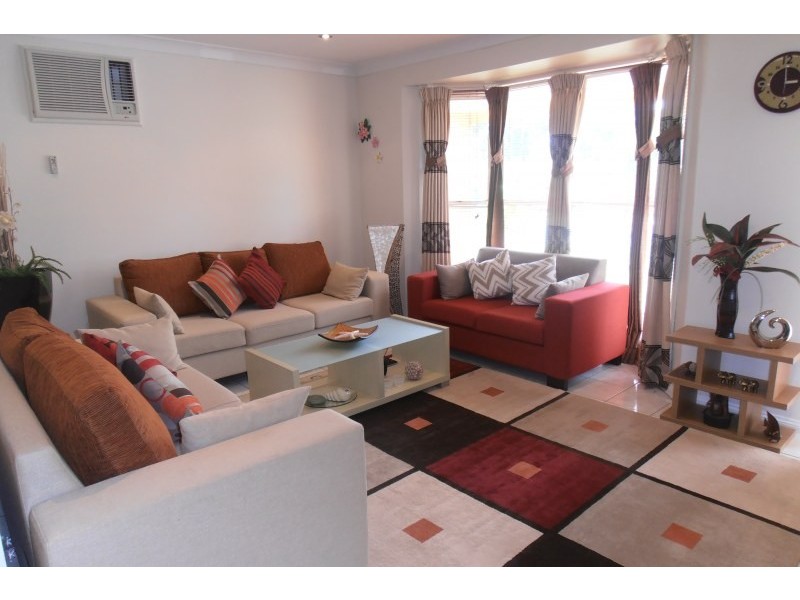 7 Victoria Road, Macquarie Fields NSW 2564