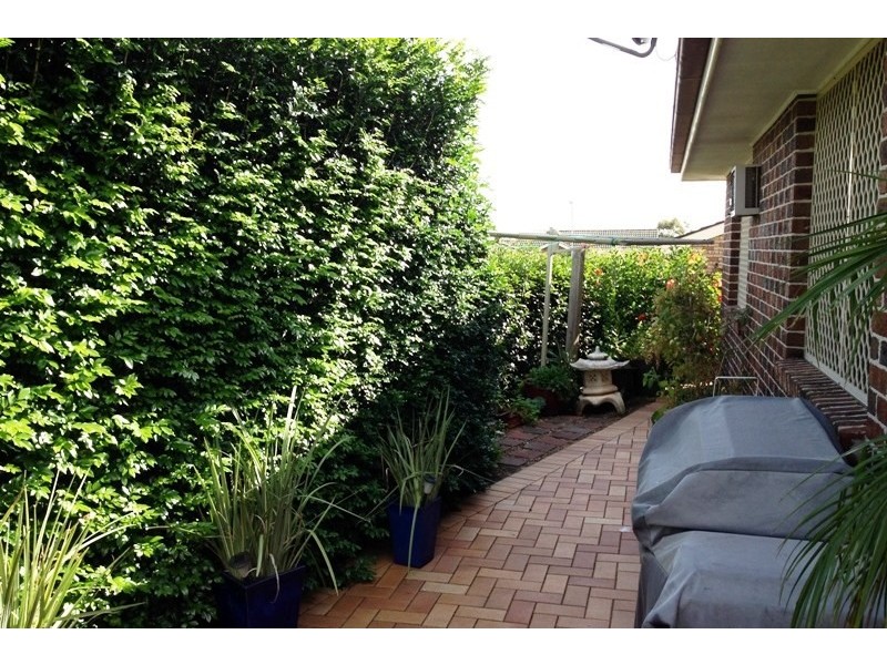 4 MacKay Place, Leumeah NSW 2560