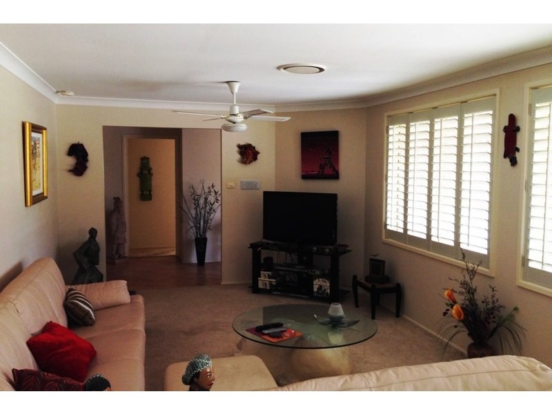 4 MacKay Place, Leumeah NSW 2560