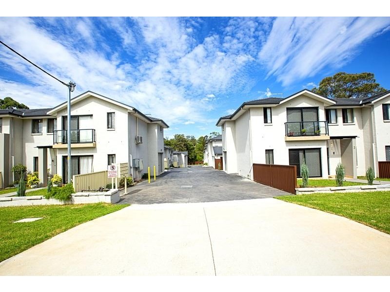 8/16-20 Myee Road, Macquarie Fields NSW 2564