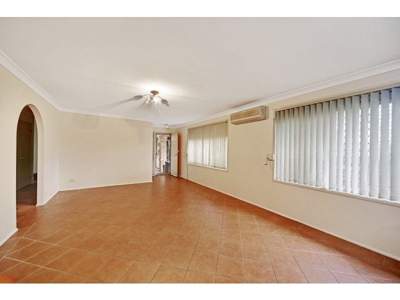 24 Buttercup Street, Macquarie Fields NSW 2564
