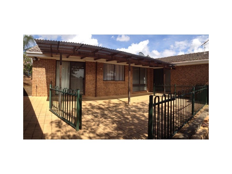 13 Keighran Place, Minto NSW 2566