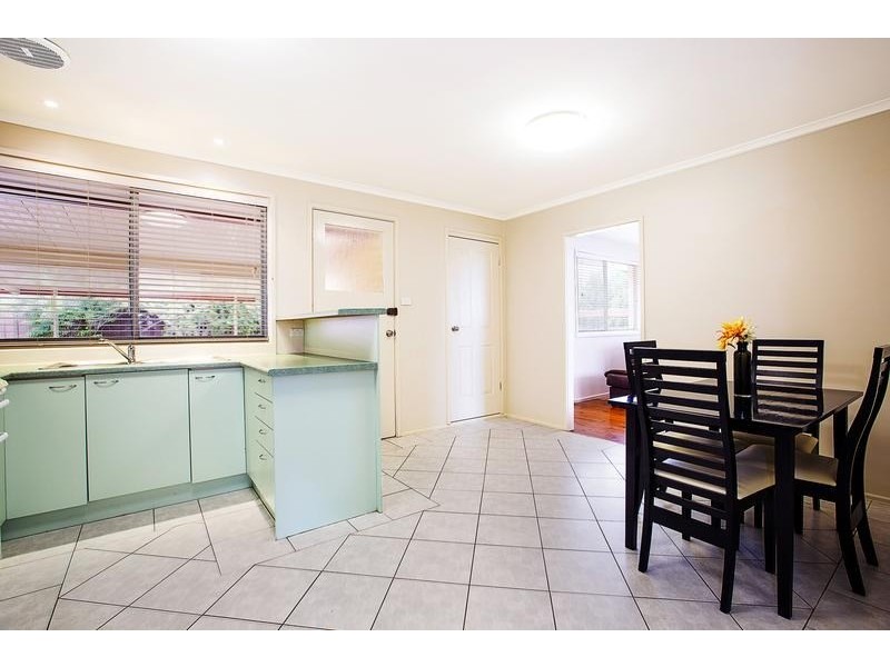 21 Salamaua Place, Glenfield NSW 2167
