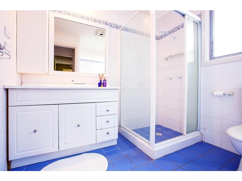 21 Salamaua Place, Glenfield NSW 2167