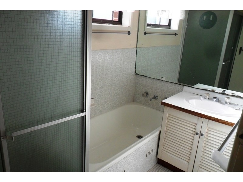 1/9-11 Clifford Crescent, Ingleburn NSW 2565