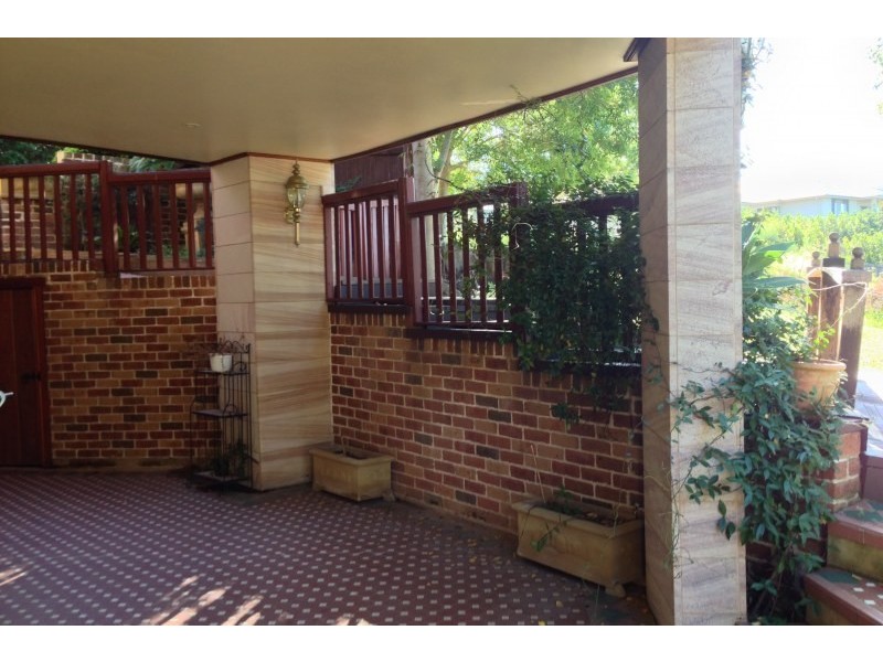 5A Strathwallen Place, Macquarie Links NSW 2565