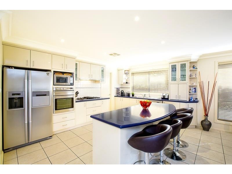 11 Homestead Circuit, Macquarie Links NSW 2565