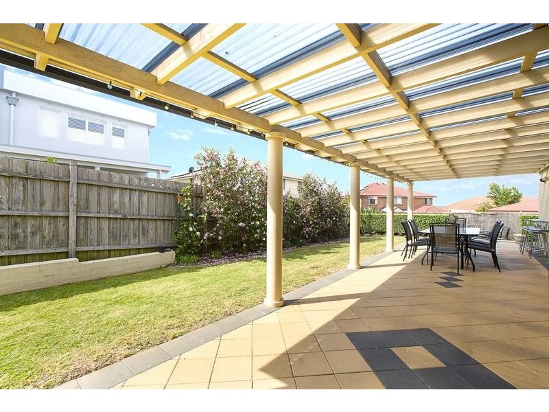 11 Homestead Circuit, Macquarie Links NSW 2565