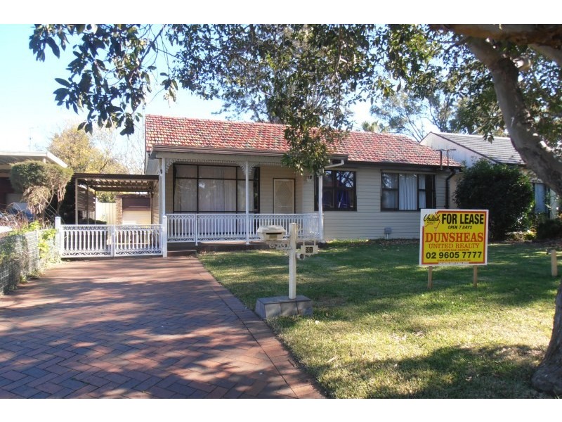 31 Clarence Street, Macquarie Fields NSW 2564
