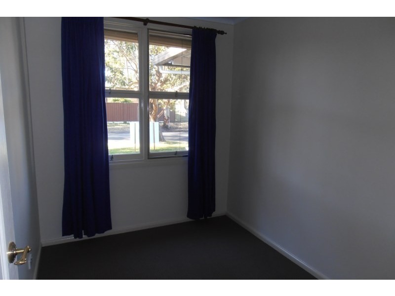 31 Clarence Street, Macquarie Fields NSW 2564