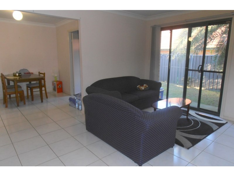 8/36 Minto Road, Minto NSW 2566