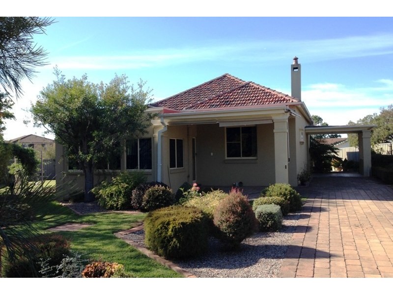 11 Clement Place, Ingleburn NSW 2565