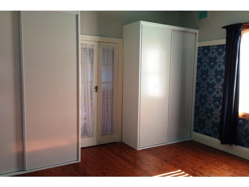 11 Clement Place, Ingleburn NSW 2565