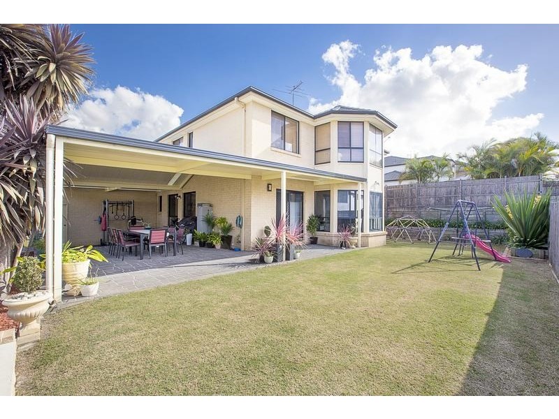 9 Homestead Circuit, Macquarie Links NSW 2565