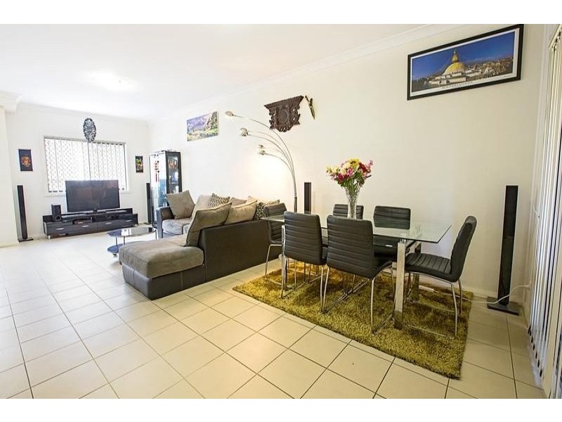 8/16-20 Myee Road, Macquarie Fields NSW 2564