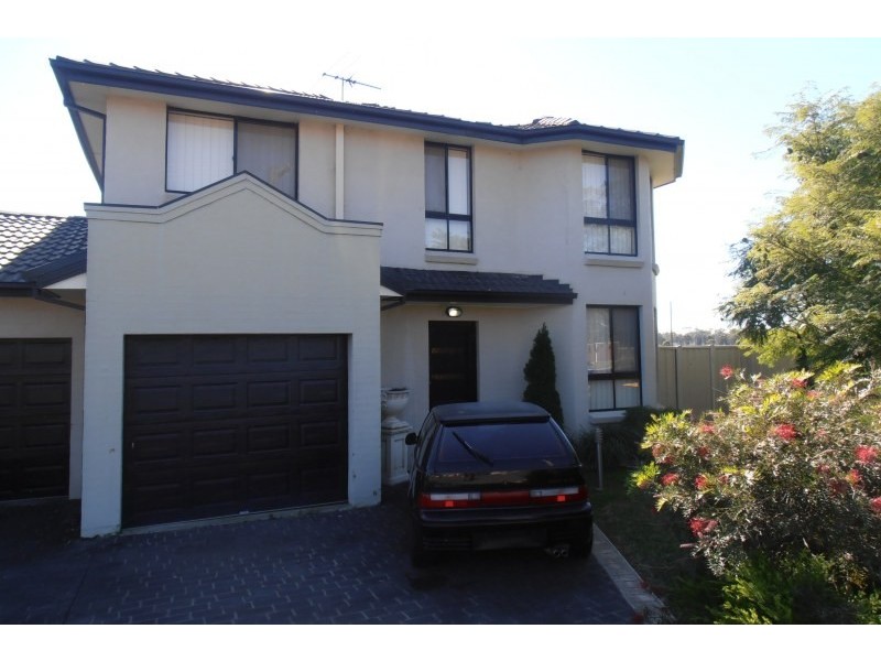 4/75 Minto Road, Minto NSW 2566