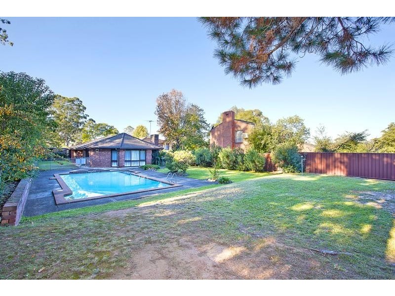 5 Karen Place, Ingleburn NSW 2565