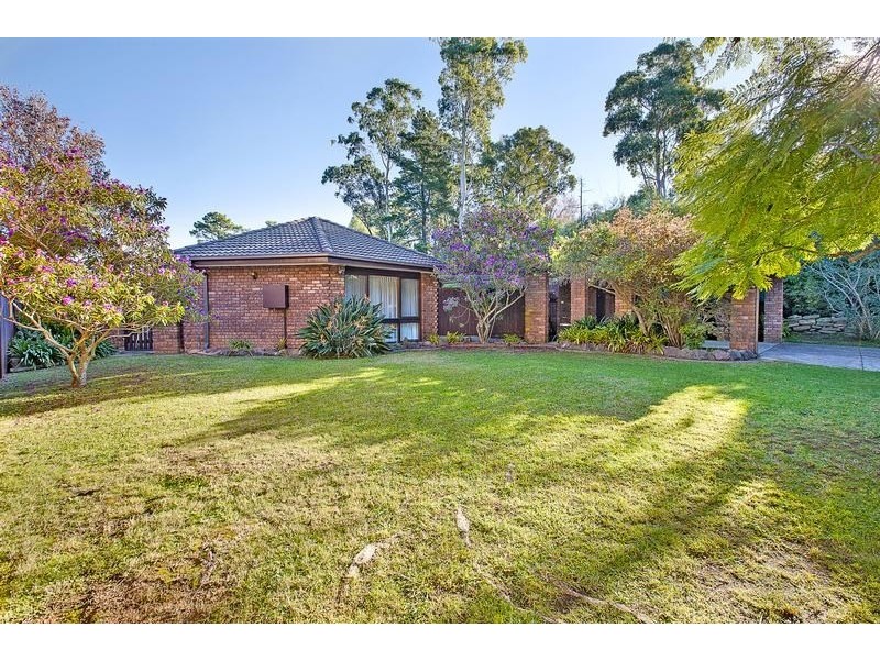 5 Karen Place, Ingleburn NSW 2565