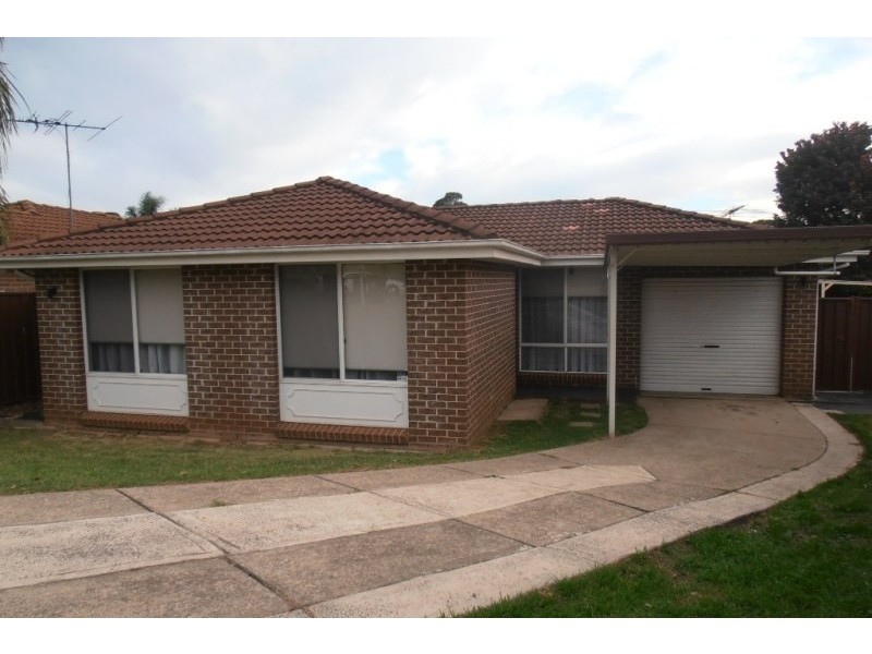 5 Morris Place, Ingleburn NSW 2565