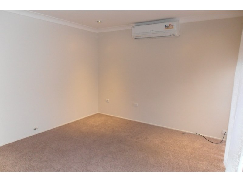 5 Morris Place, Ingleburn NSW 2565