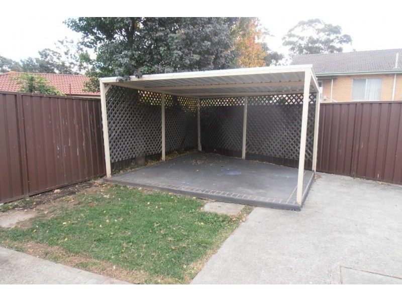 5 Morris Place, Ingleburn NSW 2565