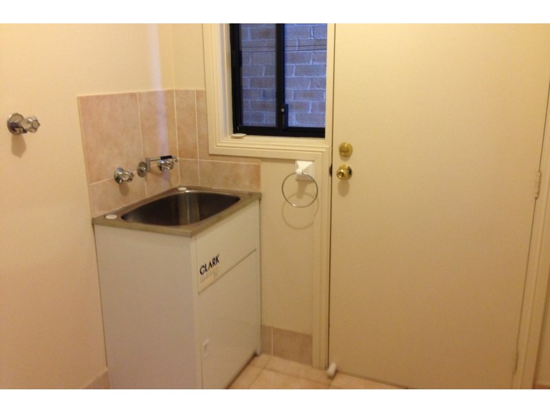 2B Belford Street, Ingleburn NSW 2565