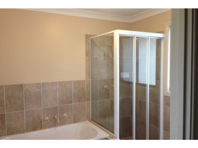 2B Belford Street, Ingleburn NSW 2565