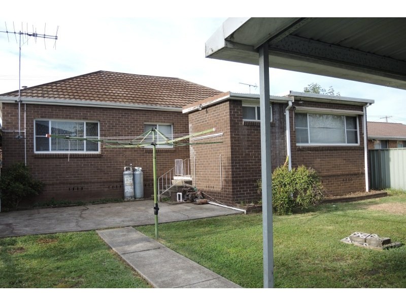 19 Albert Street, Ingleburn NSW 2565