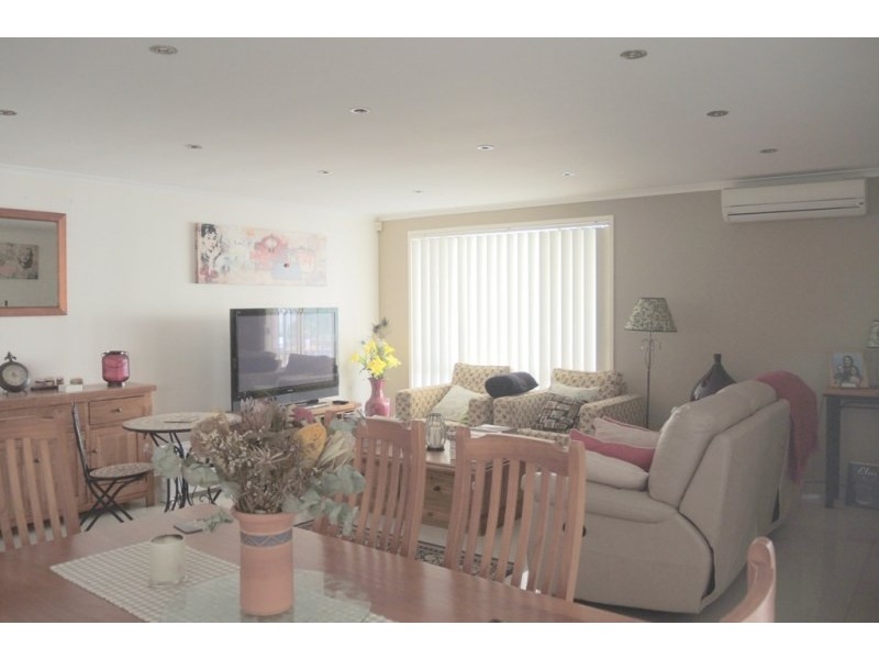 9B Pontiac Place, Ingleburn NSW 2565