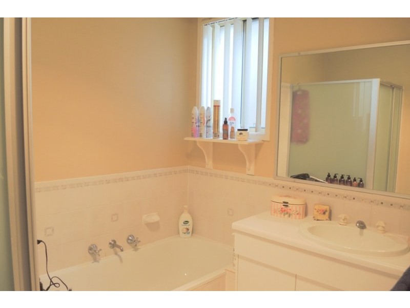 9B Pontiac Place, Ingleburn NSW 2565