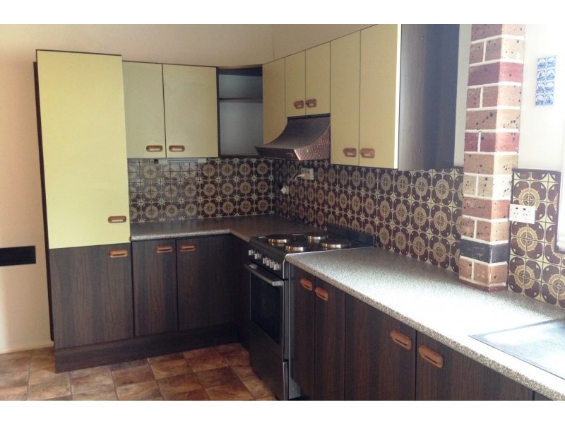 31 Clarence Street, Macquarie Fields NSW 2564