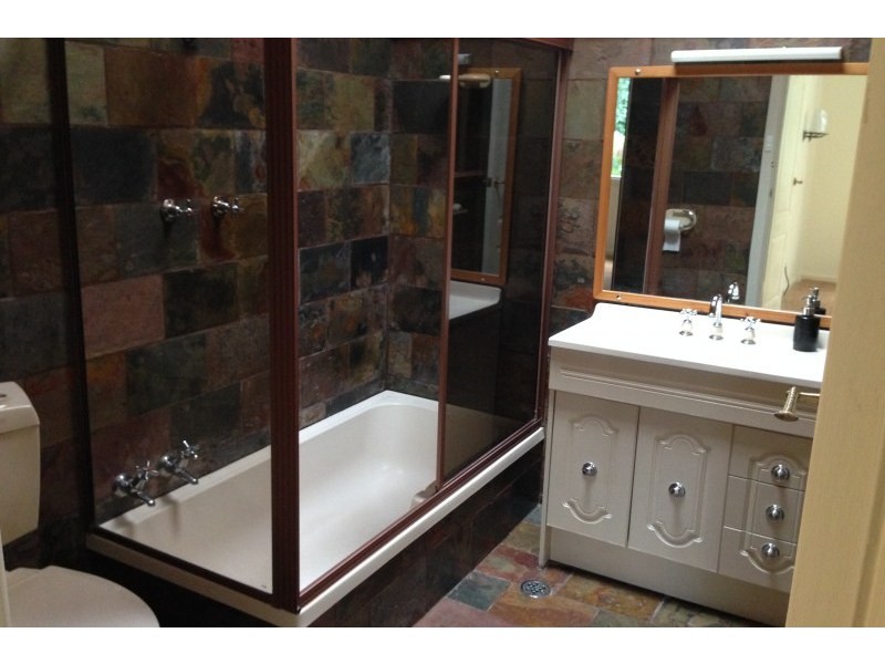 31 Clarence Street, Macquarie Fields NSW 2564