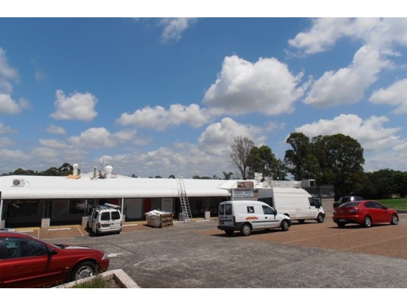 2/24 Lagonda Drive, Ingleburn NSW 2565