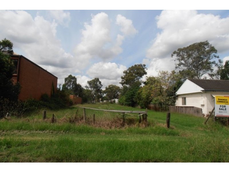 4 Liverpool Street, Ingleburn NSW 2565