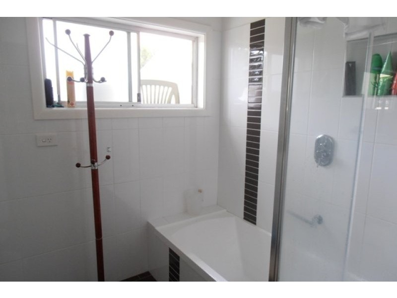 123 Parliament Road, Macquarie Fields NSW 2564
